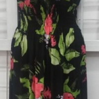 vestido negro tirantes