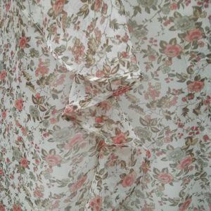blusa gasa flores