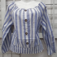 blusa botones y rayas azules 