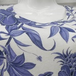 vestido blanco flores azules